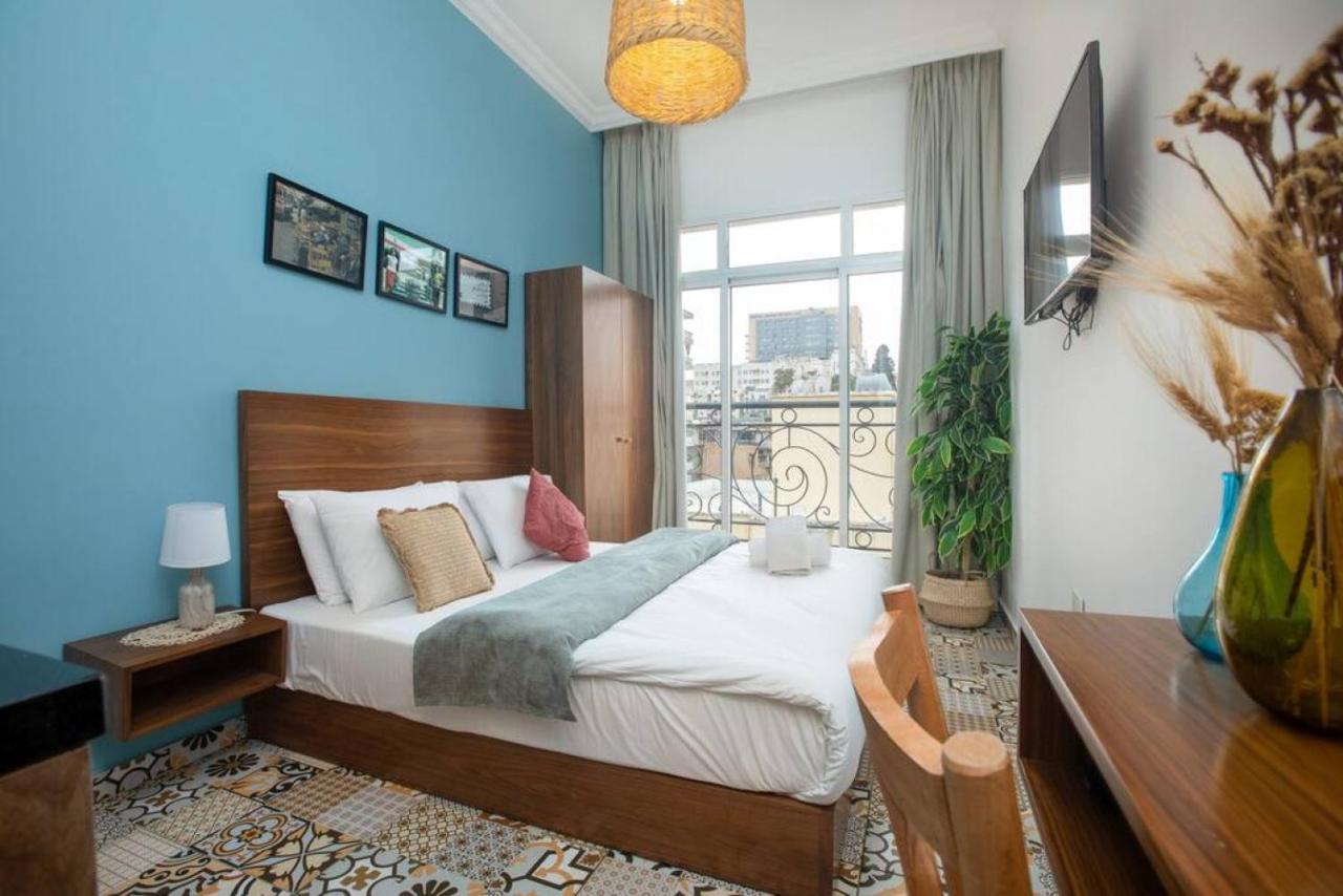 Teta Alias-501 In Mar Mikhael Apartment *